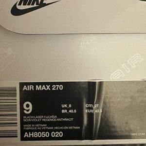 Nike Air Max 270 in pink and burgundy